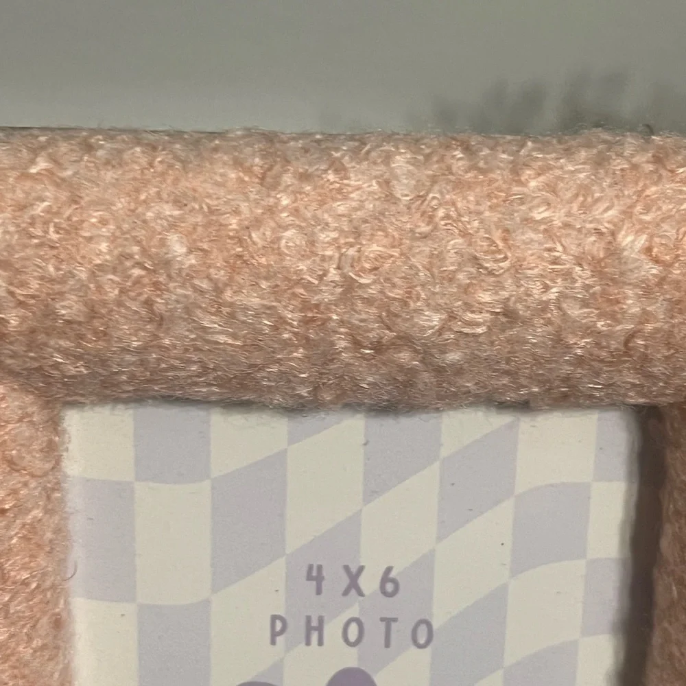 Pink Sweater Frame 4 X 6